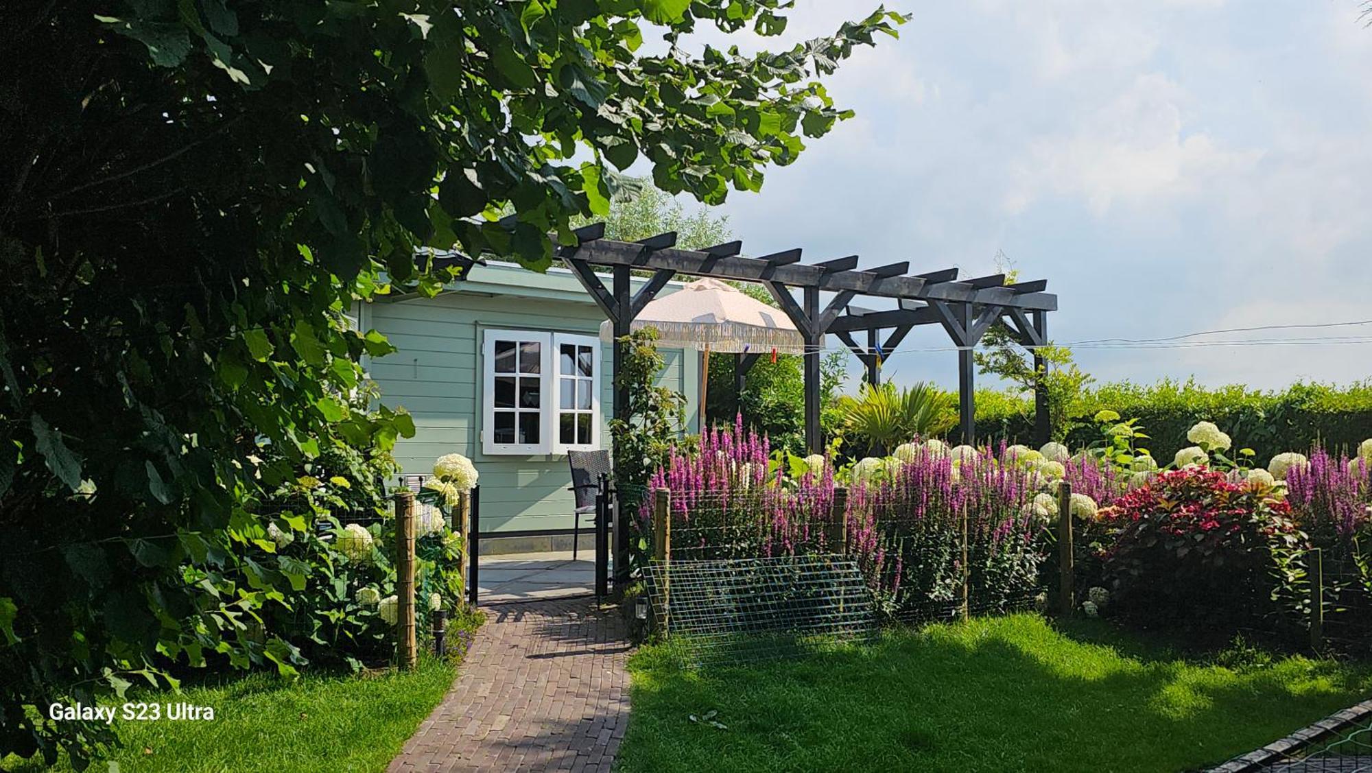 Romantisch Huisje Nabij Het Strand Met Uitzicht Op De Tulpenvelden Julianadorp Exterior photo